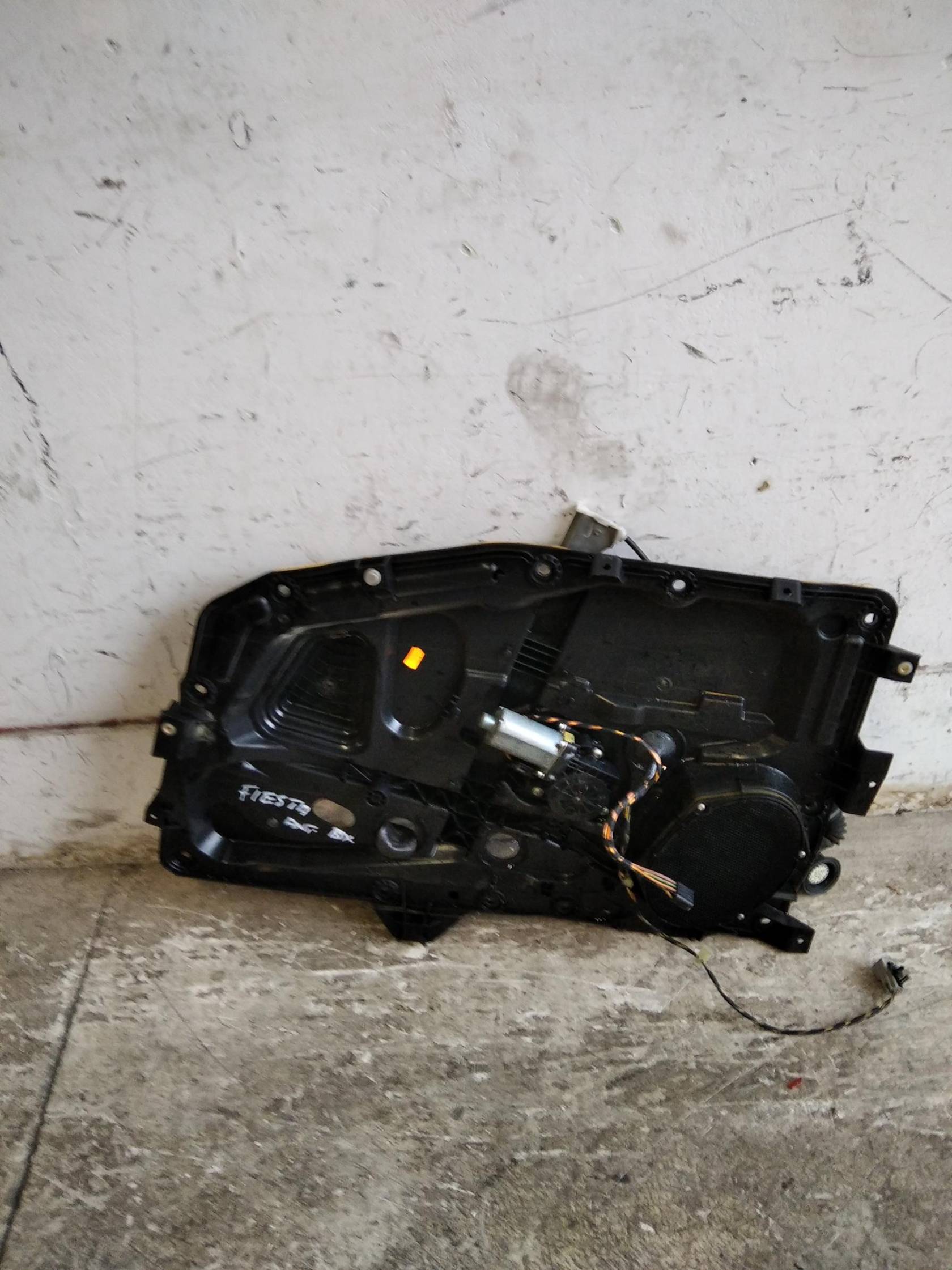 Alzacristallo elettr. porta ant. dx.